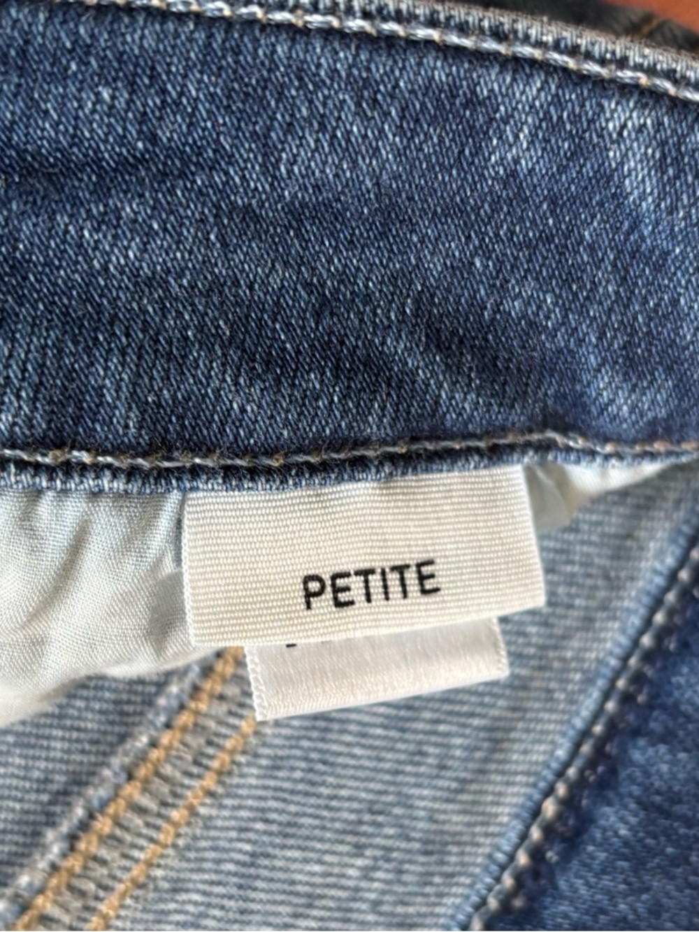 Paige Anessa High Rise Wide Leg Petite Jeans Frayed Hem in Arpeggio Size 29 EUC - Picture 9 of 11